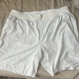 Lulu lemon 2x shorts